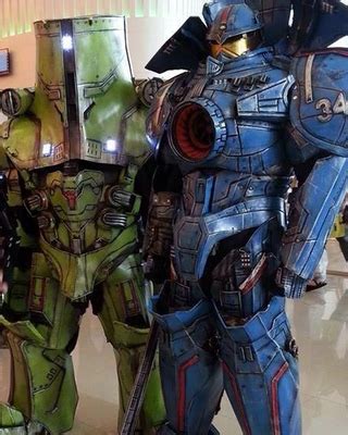 Crazy Cool PACIFIC RIM Jaeger Cosplay Photos and Video — GeekTyrant
