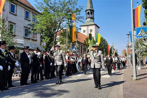 AltkreisBlitz Das Burgdorfer Volks und Schützenfest wird vom 22 bis