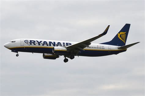 Ryanair Discovers Fake Engine Parts In Some Of Its B737 Aircraft