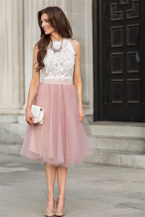 How To Wear A Tulle Skirt Stylewile