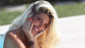 En Bikini Desde Puerto Varas As Disfruta Cot L Pez Sus Vacaciones