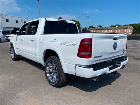 New 2020 Ram 1500 Laramie 4×4 Crew Cab 5’7 Box 4wd Crew Cab Pickup