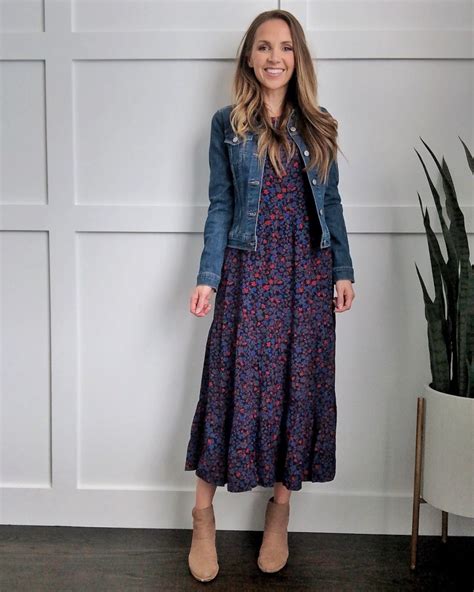 How to Wear a Midi Dress in the Fall - Merrick's Art | Midi dress outfit, Midi dress fall ...