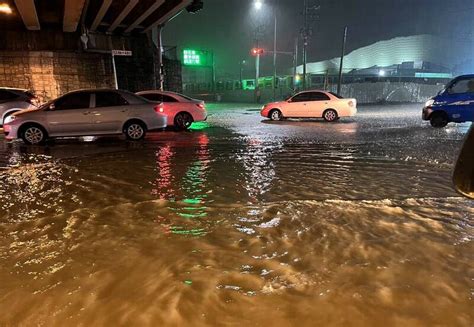 雨彈狂炸台南！8區一級警戒 一度多達22處積淹水 生活 自由時報電子報