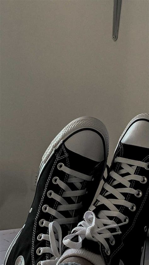 Converse Black Aesthetic Wallpaper