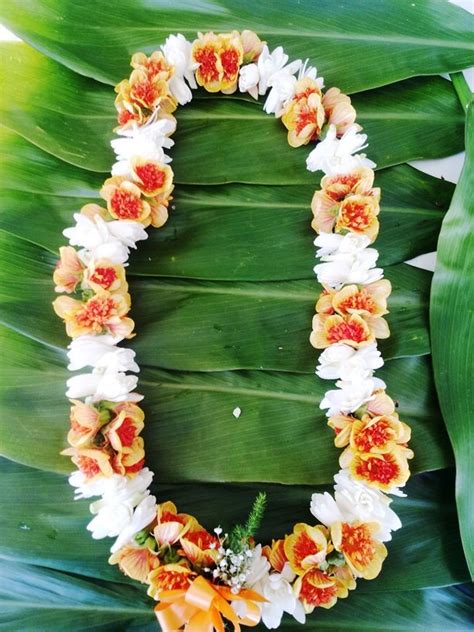 Double Ilima And Tuberose Lei Hawaiian Lei Flower Lei Hawaiian Flowers