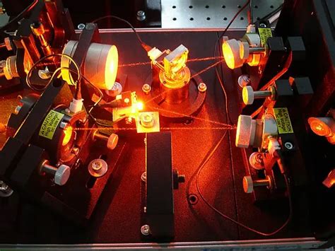 What S The Difference Between Constant Wave Cw And Pulsed Lasers