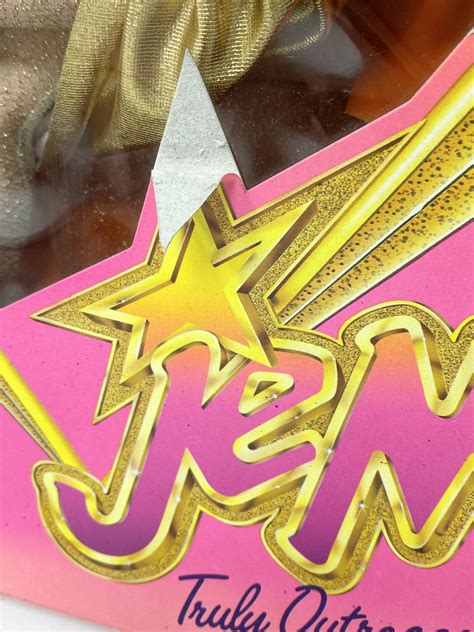 Read Rare Italy Release Jem And The Holograms Jerrica Glitter