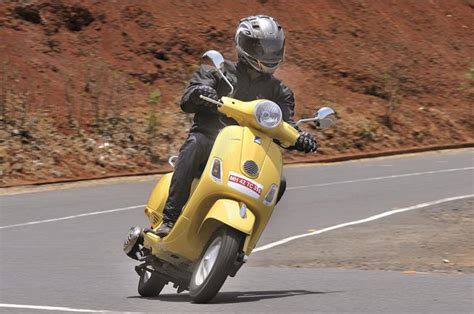 Vespa LX 125 comprehensive review - Design | Autocar India