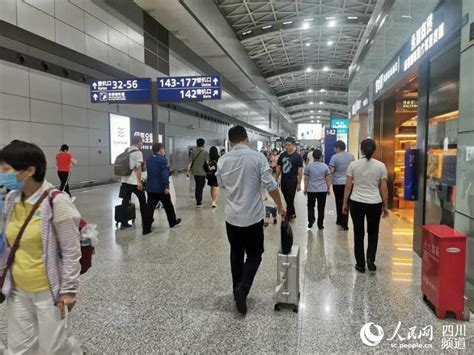 因雷雨影响成都双流机场取消航班234个 为今年最大面积航班延误 国内 中原新闻网 站在对党和人民负责的高度做新闻