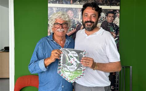 Chieti L Ex Senatore Antonio Razzi Incontra Il Presidente SerieD24