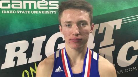 Boys 1600m Champion Nathan Green Simplot Games