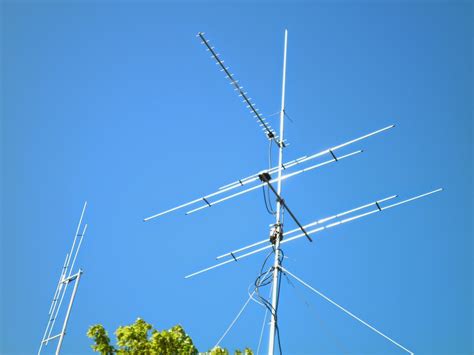 PA1BJ Antennes E D Tri Band Yagi Antenne Voor 6 4 En 2 Meter Band