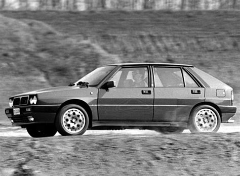 Lancia Delta Integrale 🚗 Car Technical Specifications