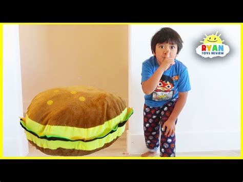 Ryan Pretend Play with Giant Burger Food toys!!! - Videos For Kids