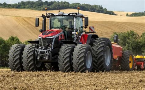 Fendt Und John Deere Mit Leistungsstarken Modellen Neue Vierzylinder