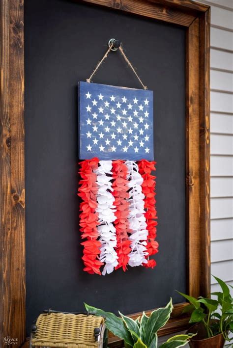 DIY Patriotic Door Hanger A Cheap Easy Craft The Navage Patch