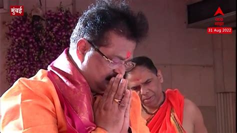 Aadesh Bandekar Siddhivinayak Pooja आदेश बांदेकर यांनी पत्नीसह केली