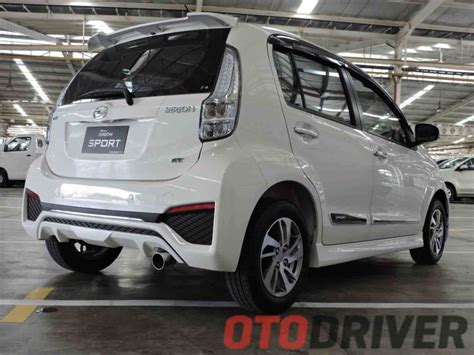 Daihatsu Sirion Sport 2016 Hadir Harga Berselisih Rp 8 5 Juta