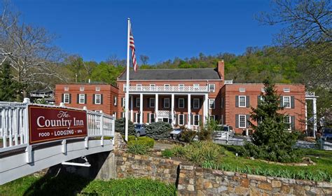 The Country Inn of Berkeley Springs - Brides & Weddings Magazine