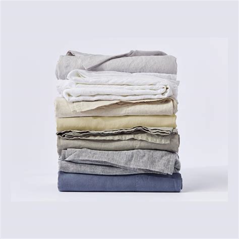 The Best Linen Sheets—and Exactly How to Care For Them | domino