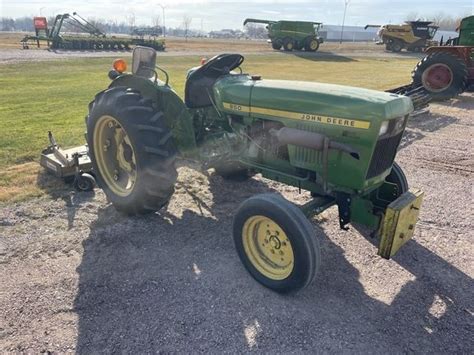 John Deere 950 Tractor