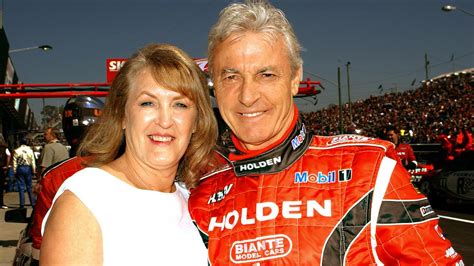 Bev Brock Est D C D E Ans L Pouse De Peter Brock A Lutt Contre