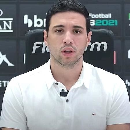 Alexandre Pássaro é nome forte para ser o novo o diretor de futebol do