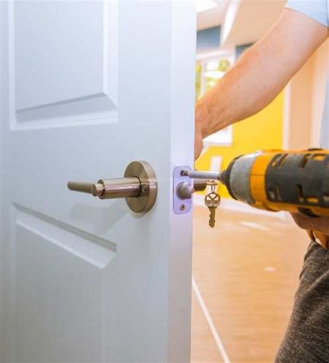 Best Locksmith Services In Saint Louis Mo Locksmith Hero