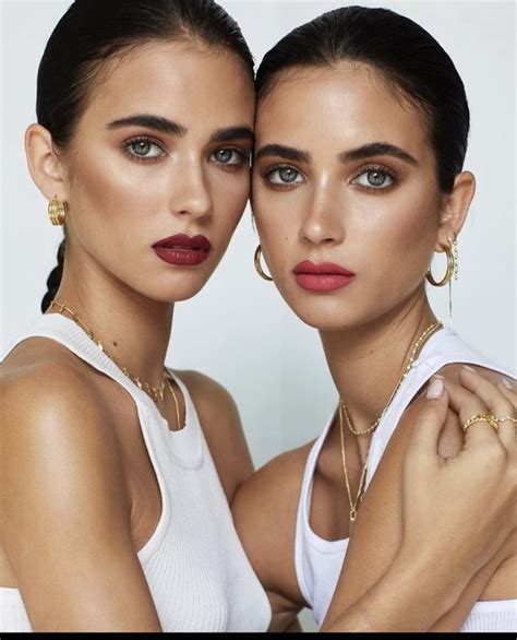 Instagram Crush Twins Renee And Elisha Herbert 23 Photos Artofit