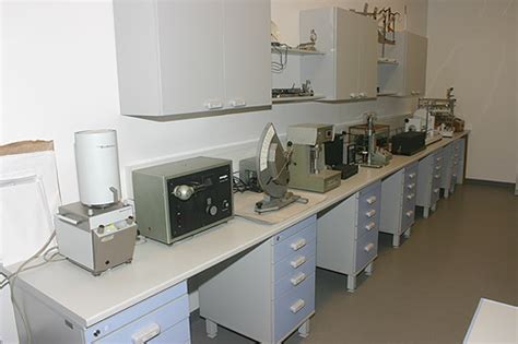 Laboratory For Physical Testing Of Textiles Materials Ttf