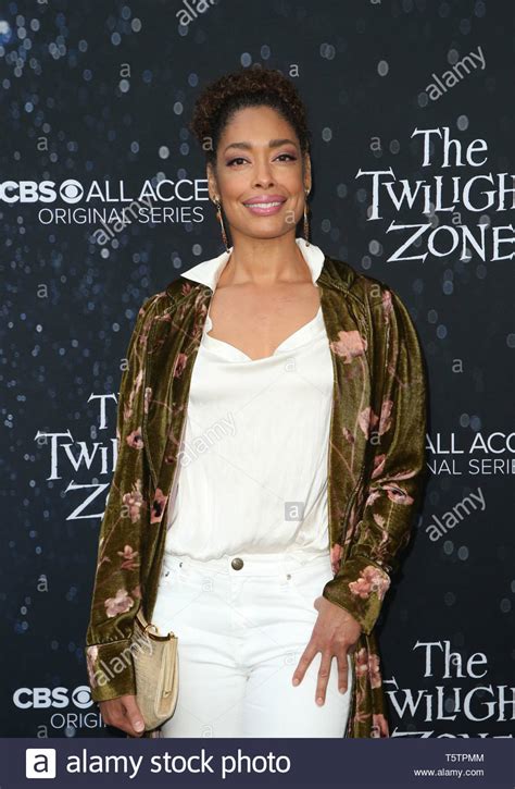 Cbs All Access New Series The Twilight Zone Premiere Featuring Gina