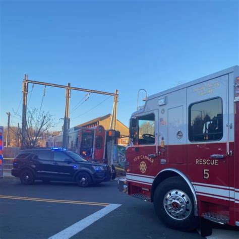 New Update Metro North Service Resumes After Train Derails Near New