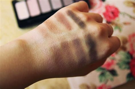 Dupe Alarm Catrice Absolute Rose Vs Urban Decay Naked 3 CHAMY AT