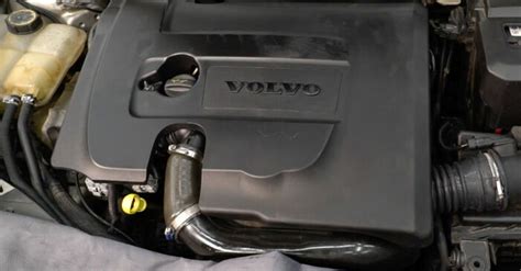 Cómo cambiar filtro de combustible Volvo V50 MW Guía de sustitución