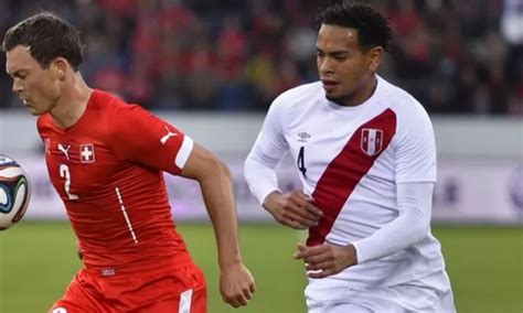 Selección peruana Alexander Callens es convocado en lugar de Miguel