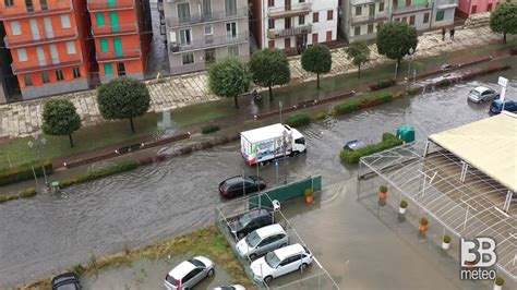 Cronaca Meteo Video Maltempo Sottomarina Va Sott Acqua Le Immagini