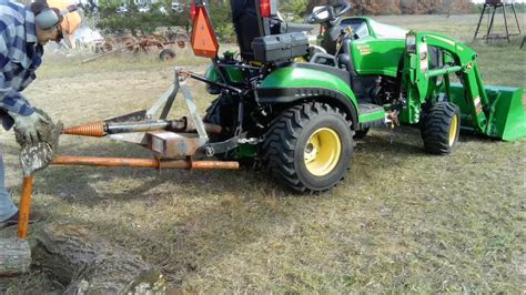 John Deere 1025r Pto Wood Splitter Youtube