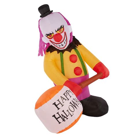 Halloween Is Coming Decorate Your Front Lawn With These Spooky And Fun Inflatables