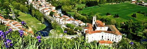 Auvergne Rhône Alpes Lavoûte Chilhac pourrait devenir le village