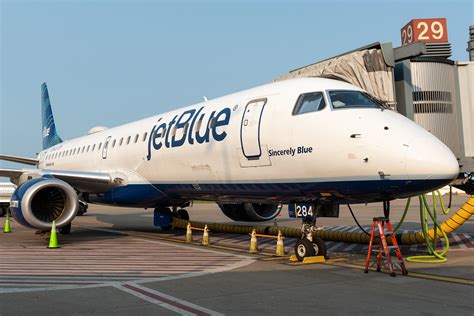 Jetblue Airways Embraer Erj Ar N Jb Evan Dougherty Flickr