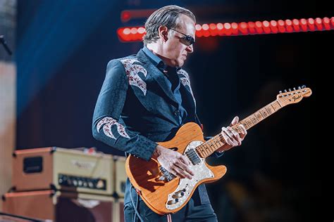 Joe Bonamassa On The Downside Of Using AI In Songwriting