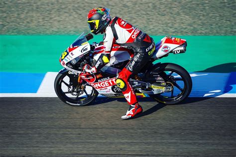 Jerez Moto3 Tatsuki Suzuki Takes Pole Position Everything Moto Racing