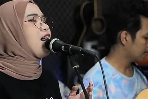 Lirik Lagu Hanya Satu Persinggahan Iklim Di Cover Indah Yastami