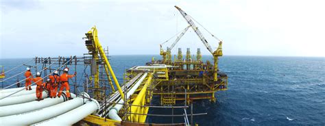 Meed Breaking Eni Wins Stakes In Two Abu Dhabi Oil Concessions