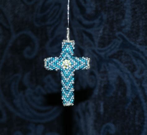 Seed Bead Cross 1 12 Tall By Cnicholas Pattern By Alice Coelho