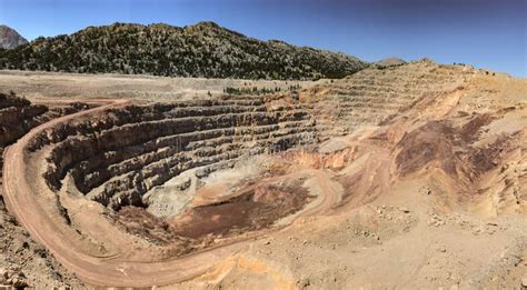 Big Mining Operation & Bauxite Mine Stock Photo - Image of spacious ...