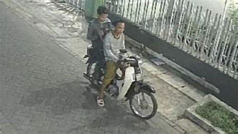 2 Maling Motor Obok Obok Kawasan Tanah Merah Surabaya Honda Beat Warga