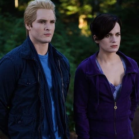 Twilight Carlisle Cullen Esme Cullen Peter Facinelli