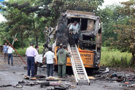 India Bus Accident 12 Dead And More Than 30 Injured After Bus Hits Truck And Catches Fire In